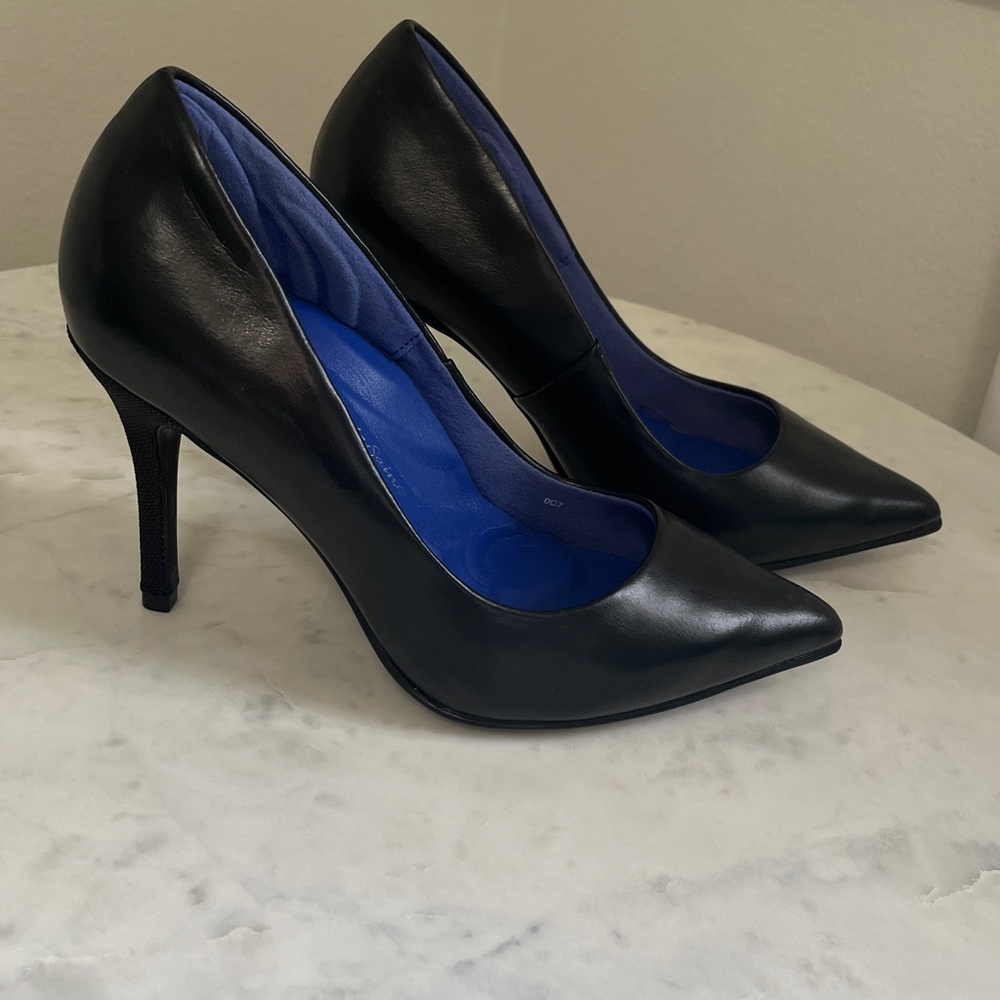 Antonia Saint New York Victoria High Heel Size 7